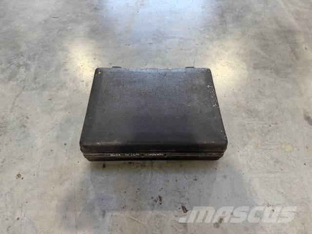 Dynapac DEMAG / VOLVO 瀝青攤舖機/鋪路機