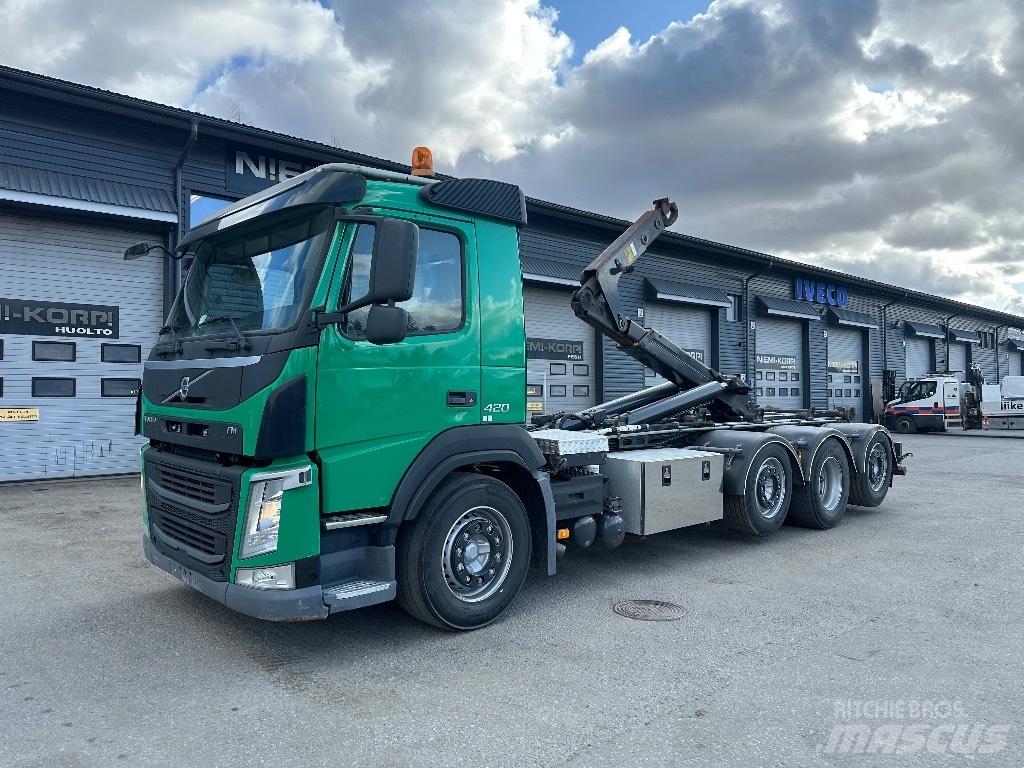 Volvo FM 420 8x2/4 吊鉤式起重車