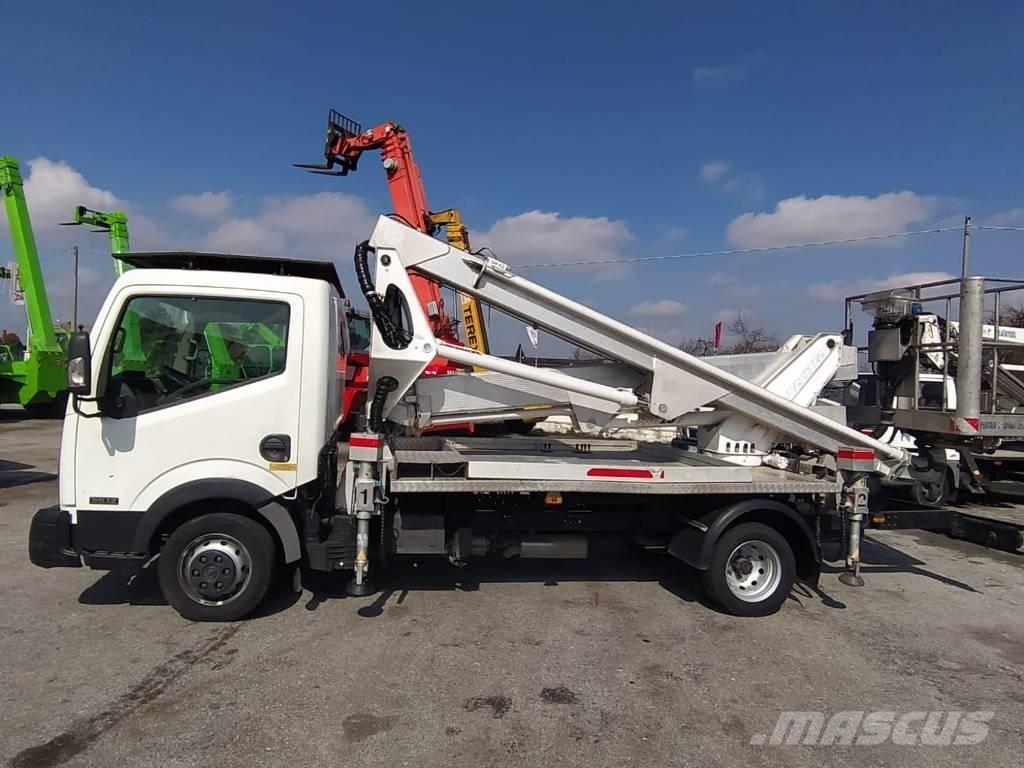 Multitel HX200 卡車裝載高空作業車
