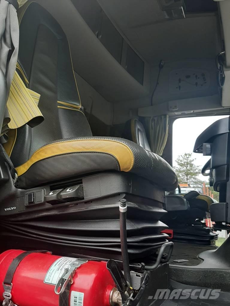 Volvo FH 16 木材貨車