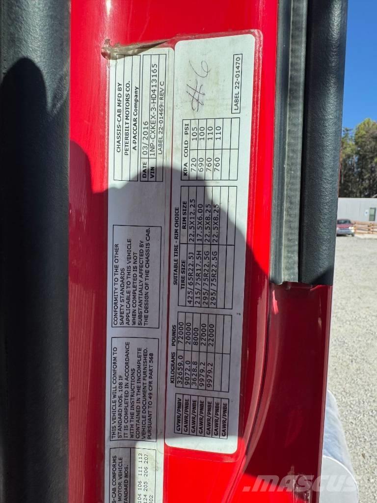 Peterbilt 567 傾卸式卡車