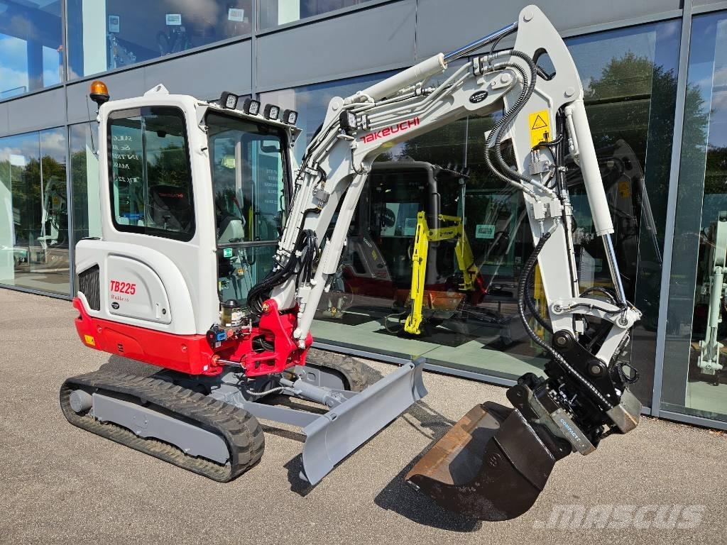 Takeuchi TB 225 小型挖土機/掘鑿機<7t(小型挖掘機)