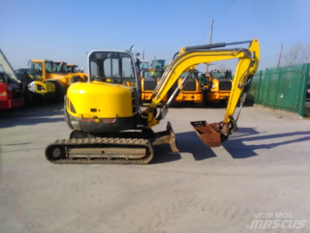 Wacker Neuson 50 Z3 小型挖土機/掘鑿機<7t(小型挖掘機)