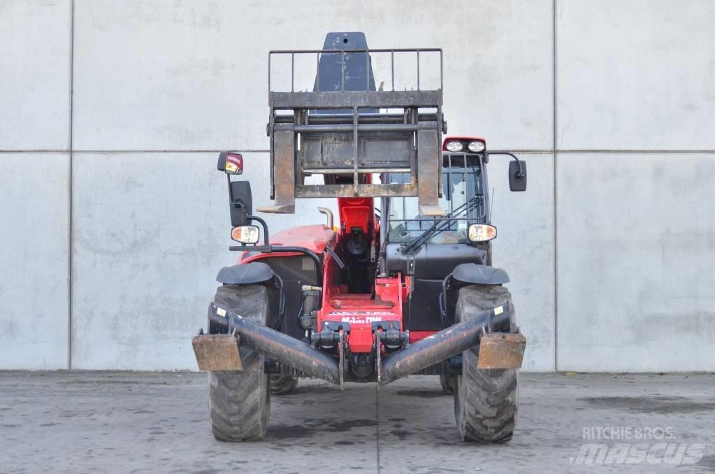 Manitou MT 1135 伸縮臂操作車