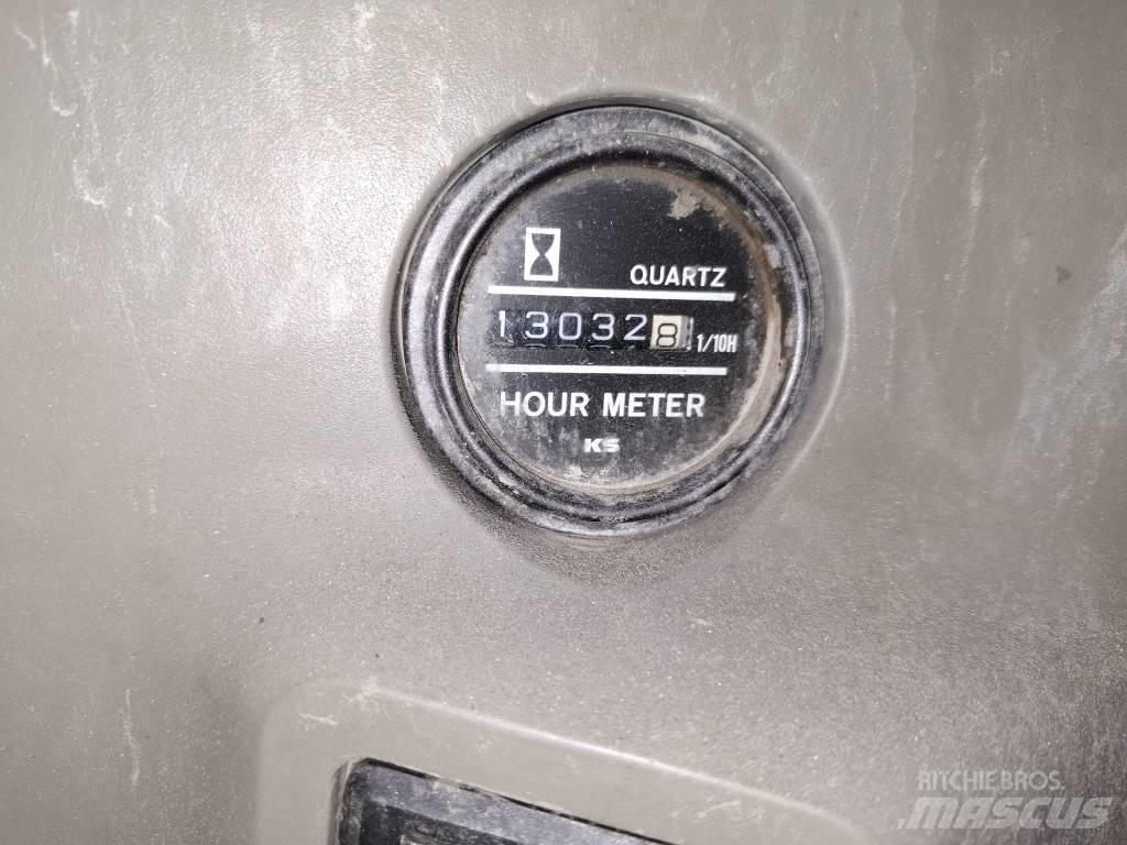Kobelco SK 235 SR LC 履帶式 挖土機/掘鑿機/挖掘機