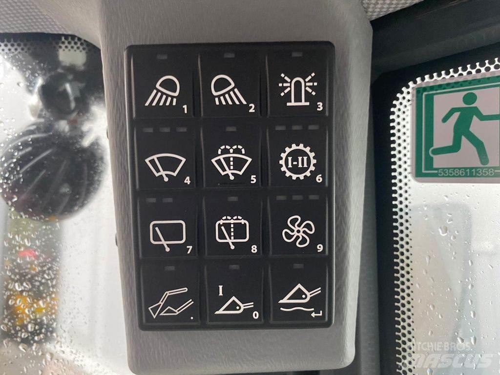 Yanmar V120 輪胎式裝載機