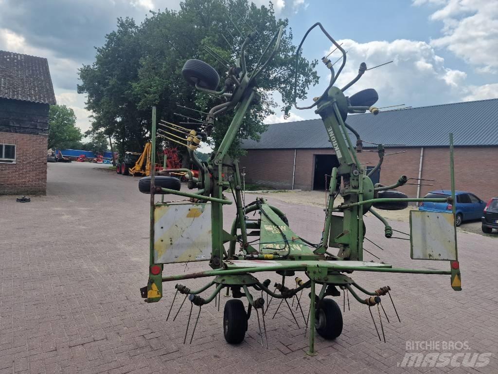 Krone 6.40/6 耙與翻草機