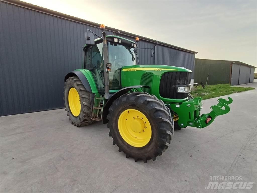 John Deere 6820 曳引機