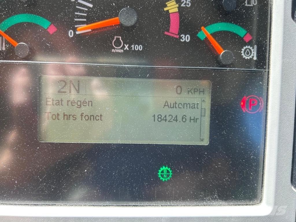 CAT 972 K 輪胎式裝載機