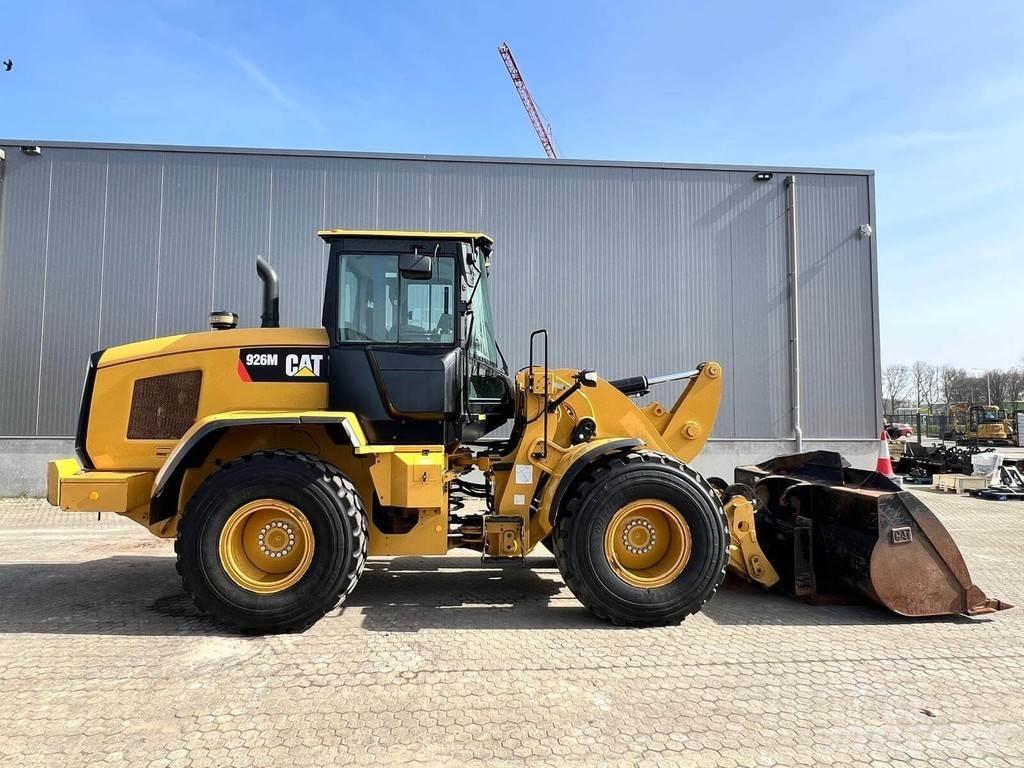 CAT 926M 輪胎式裝載機