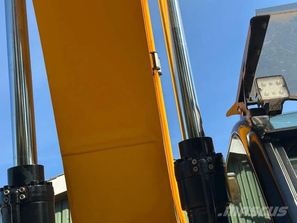 JCB JS220LC plus 履帶式 挖土機/掘鑿機/挖掘機