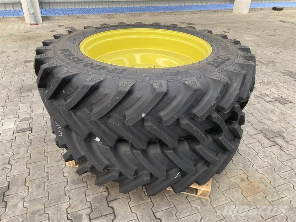 BKT 420/85R38 輪胎、車輪和輪圈