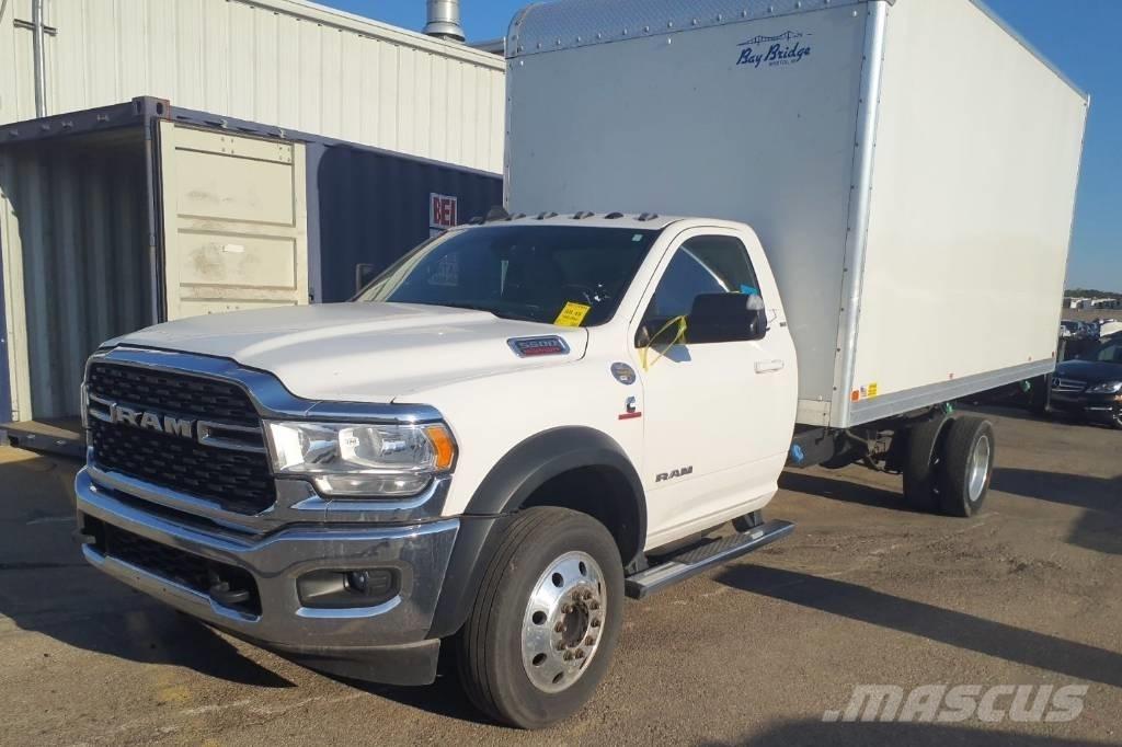 RAM 5500 SLT 貨箱式卡車