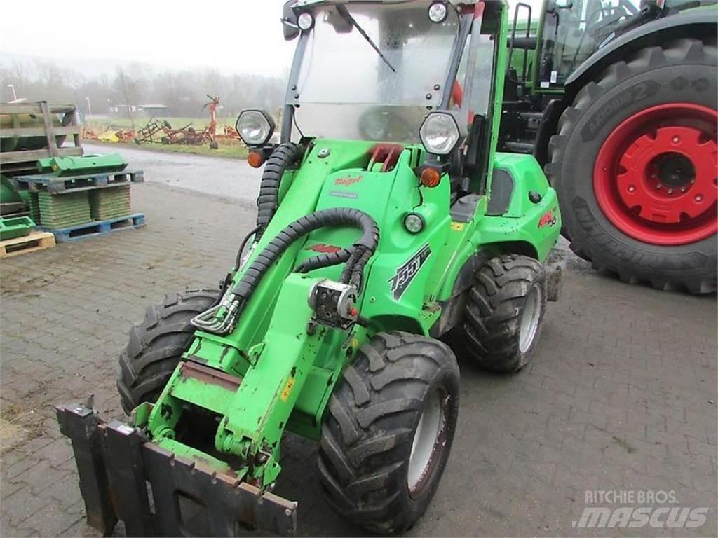 Avant 755i 輪胎式裝載機