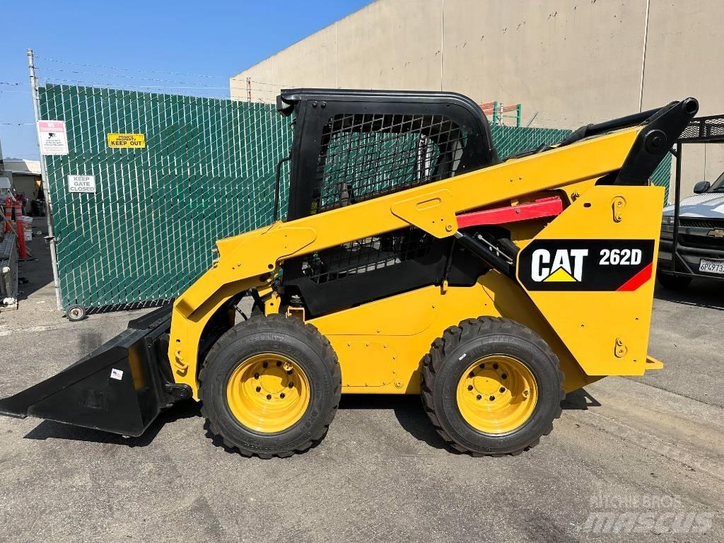 CAT 262 D 滑移轉向裝載機