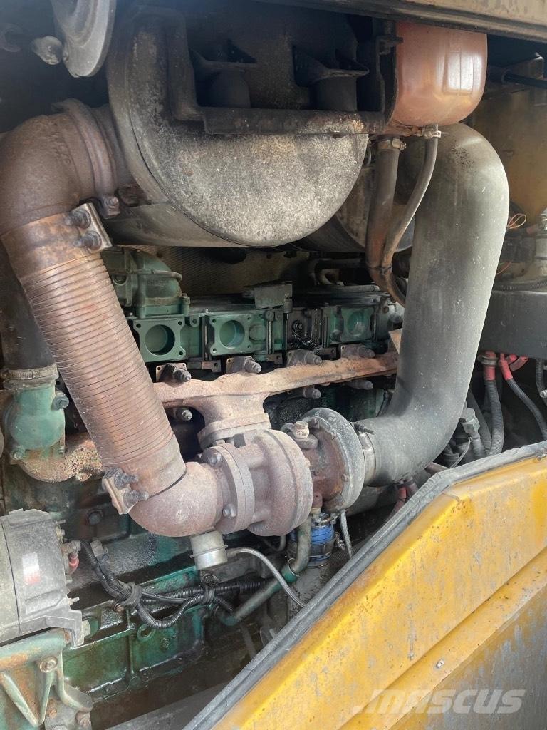 Volvo L120E 輪胎式裝載機