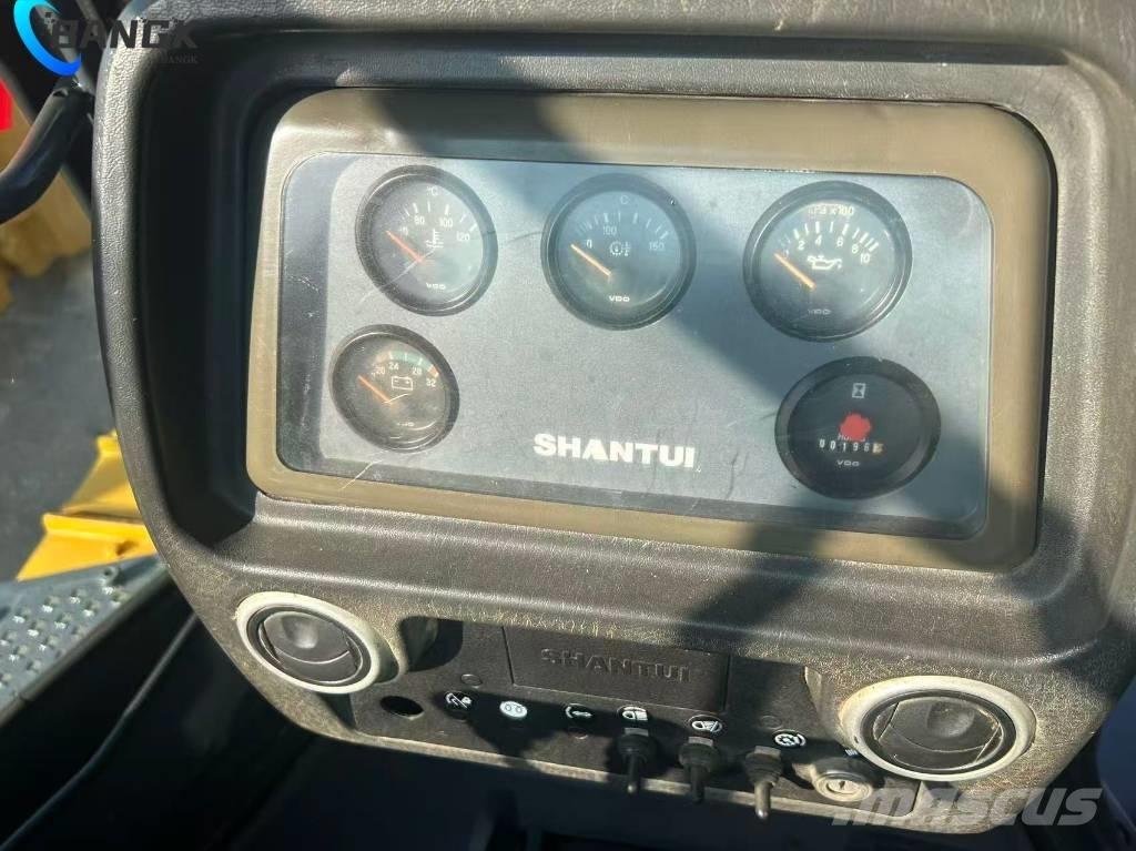 Shantui SD 13 履帶推土機