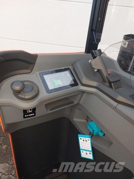 Toyota SSI200D 自走式堆積機