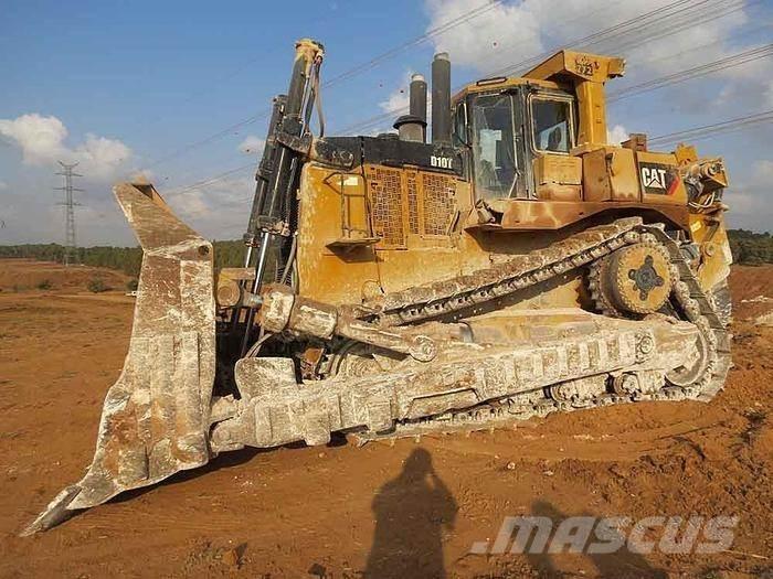 CAT D10 T 履帶推土機