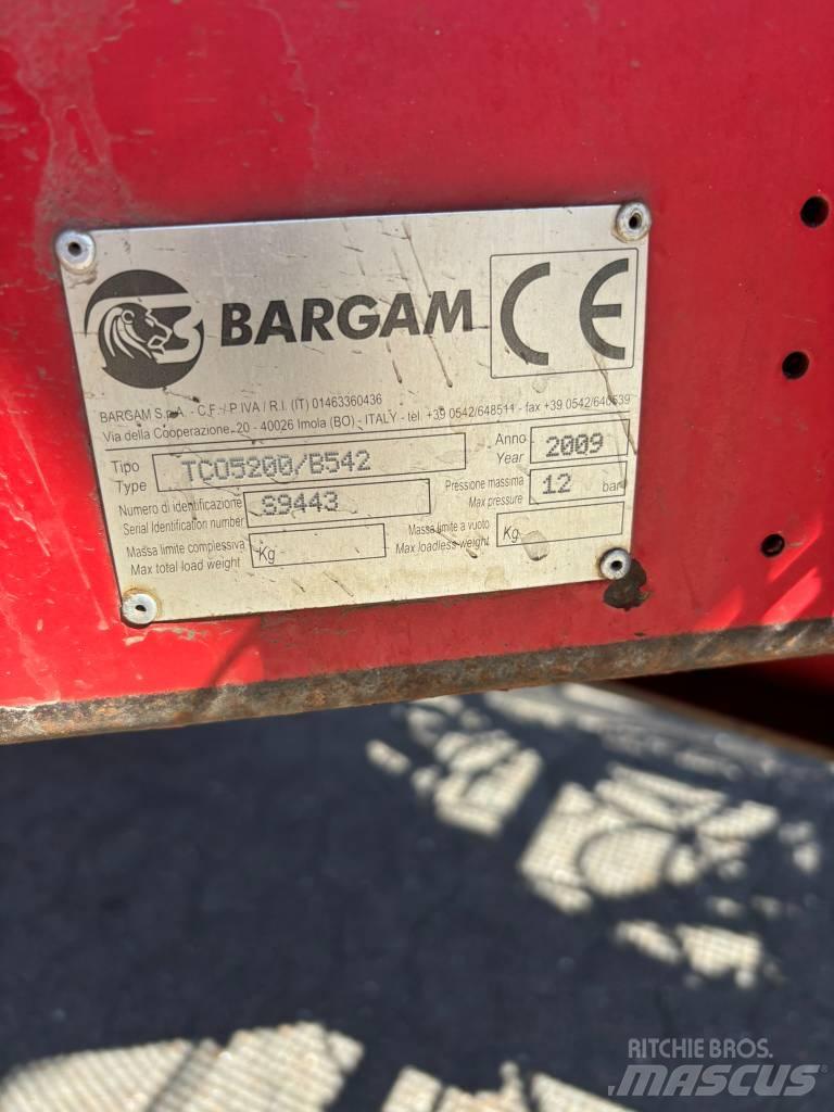 Bargam 5200 Compact 牽引式噴霧機