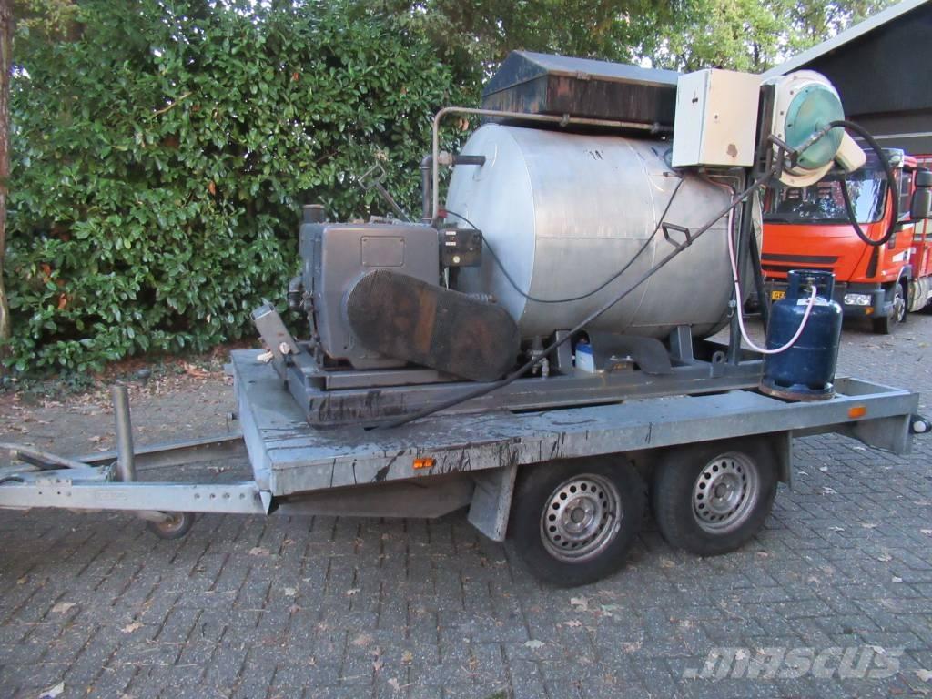 Burtec TSH 1000 瀝青噴灑器