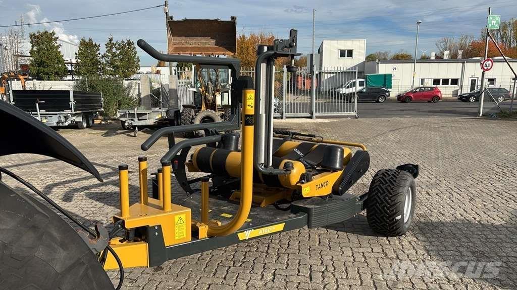 Tanco A100-EH 牧草收穫機