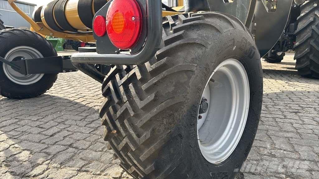 Tanco A100-EH 牧草收穫機