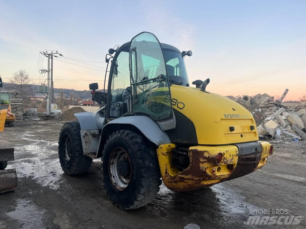 Kramer-allrad 880 輪胎式裝載機