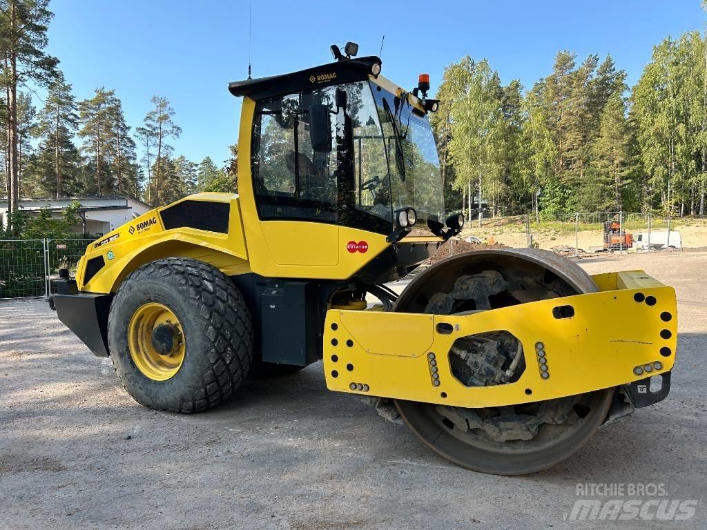 Bomag BW 213 單輪滾壓機