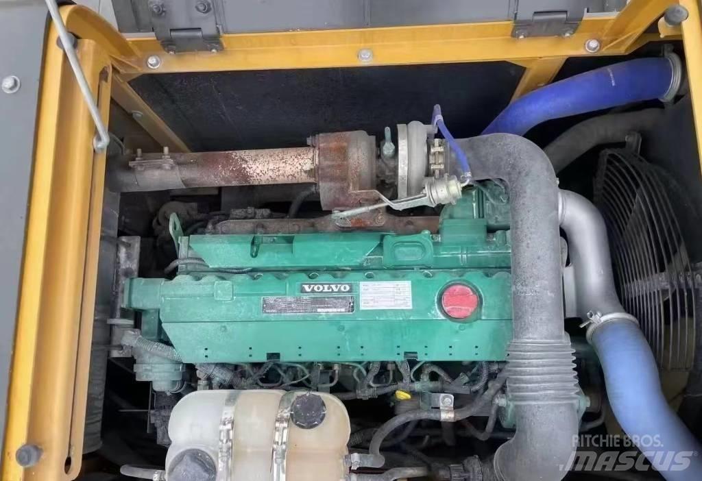 Volvo 210 履帶式 挖土機/掘鑿機/挖掘機