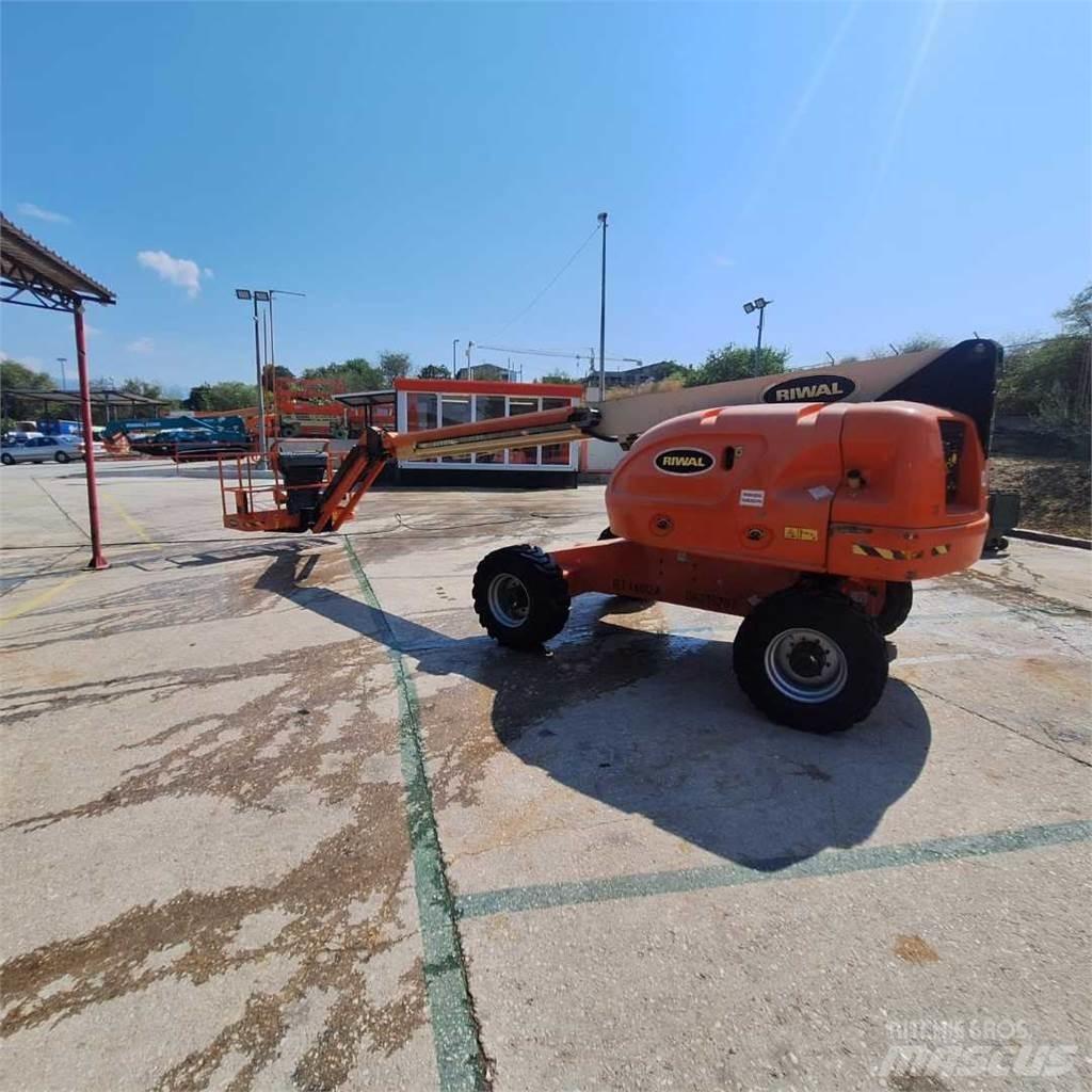 JLG 460SJ 伸縮臂高空作業車