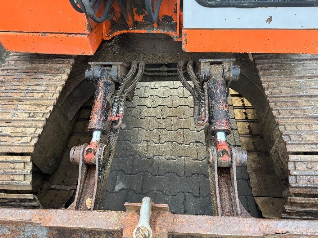 Hitachi EX 60 小型挖土機/掘鑿機<7t(小型挖掘機)