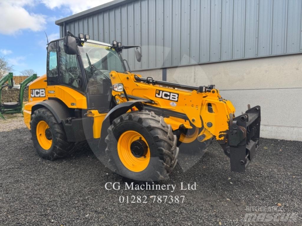 JCB TM 320 S 農業用伸縮臂裝載機