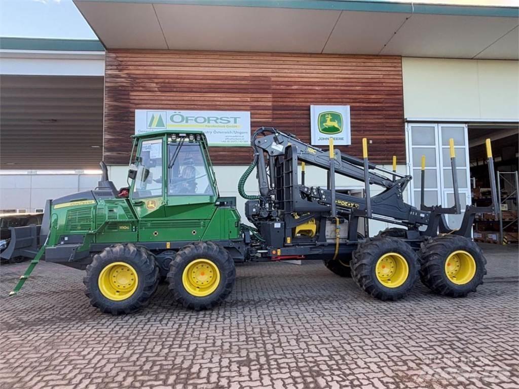 John Deere 1110 G 集運機