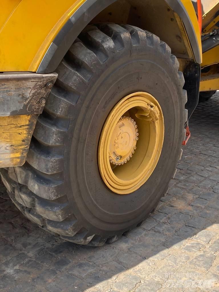 Volvo A 30 G 鉸接式起吊車