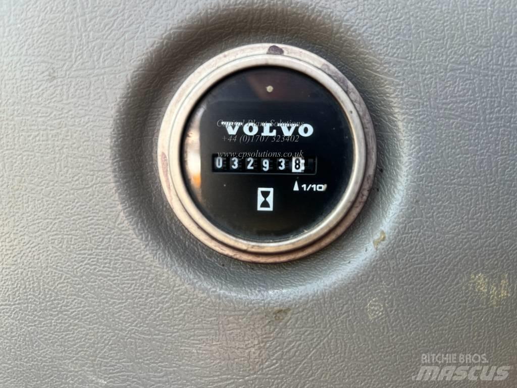 Volvo ECR 58 D 小型挖土機/掘鑿機<7t(小型挖掘機)