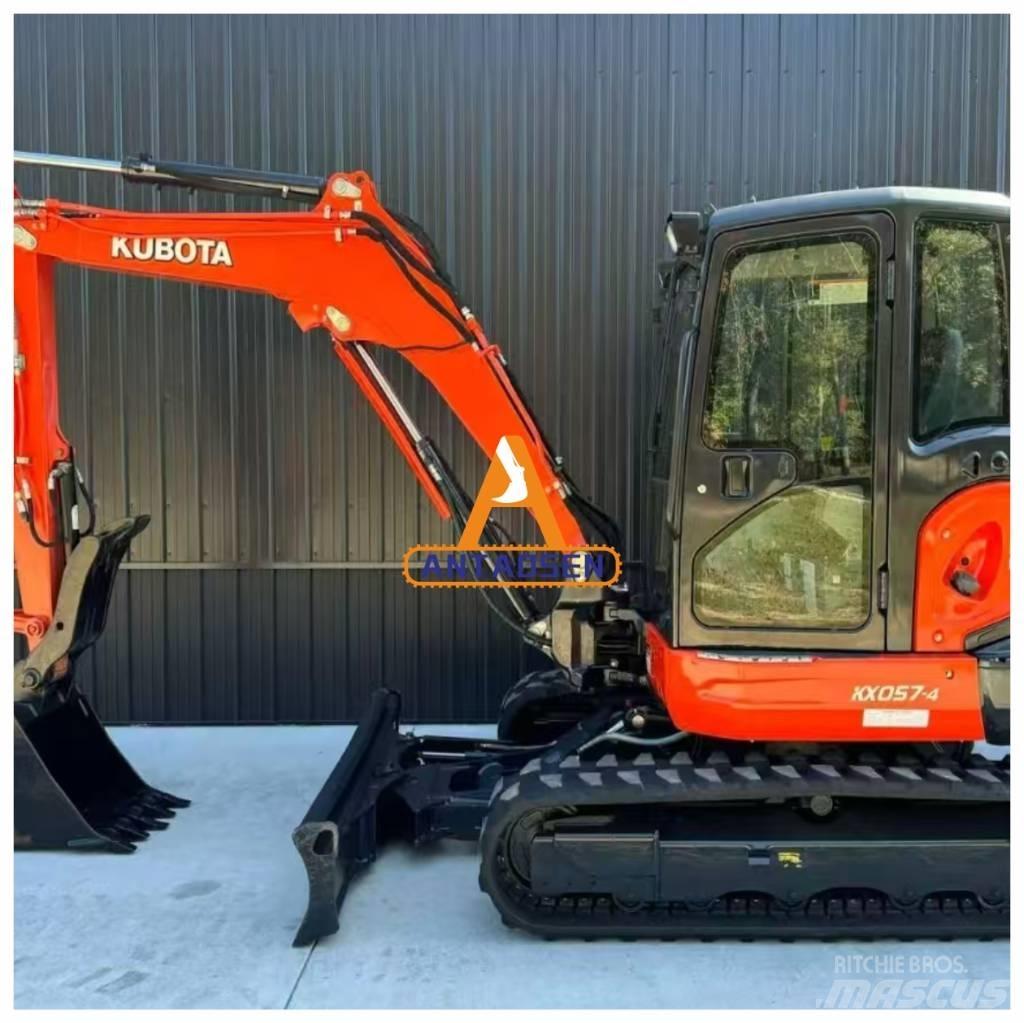 Kubota KX 057-4 小型挖土機/掘鑿機<7t(小型挖掘機)