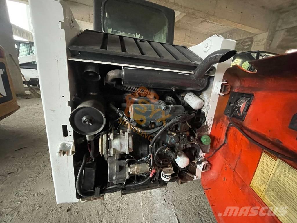 Bobcat S160 滑移轉向裝載機