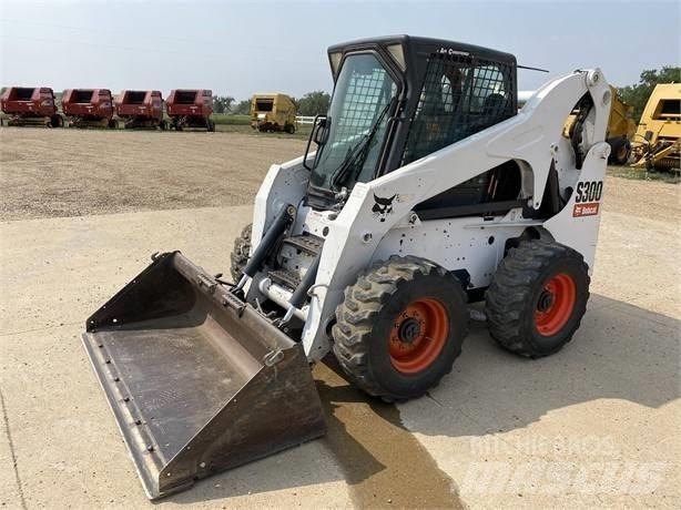 Bobcat S 300 滑移轉向裝載機