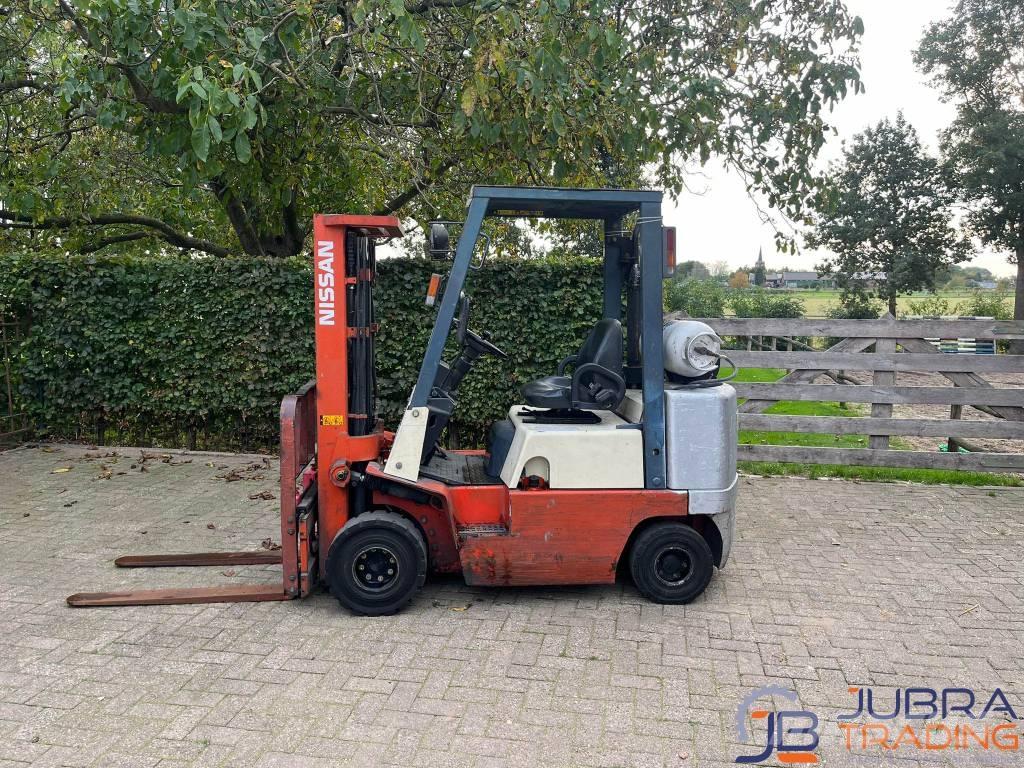 Nissan APJ02A25PU 液化石油氣LPG卡車