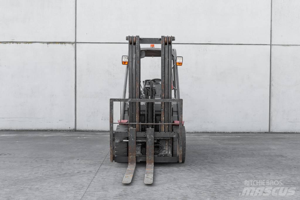 Manitou MI 30 D 柴油卡車