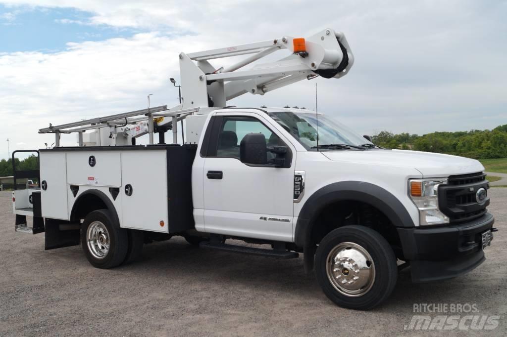 Ford F 550 XL SD 卡車裝載高空作業車