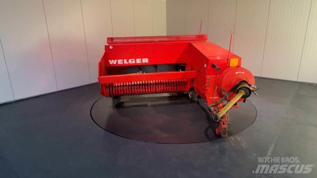 Welger AP 830 牧草收穫機