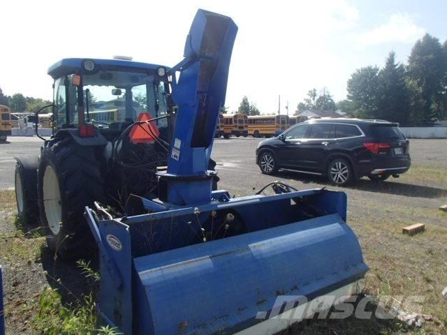 New Holland T 4040 曳引機