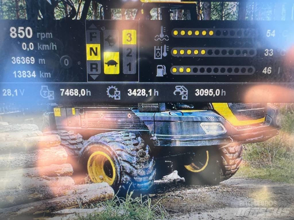 Ponsse Buffalo 8W 集運機