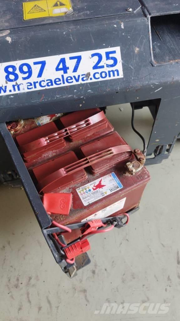 Bravisol Lui HD 緊湊型自走式伸縮臂式升降機