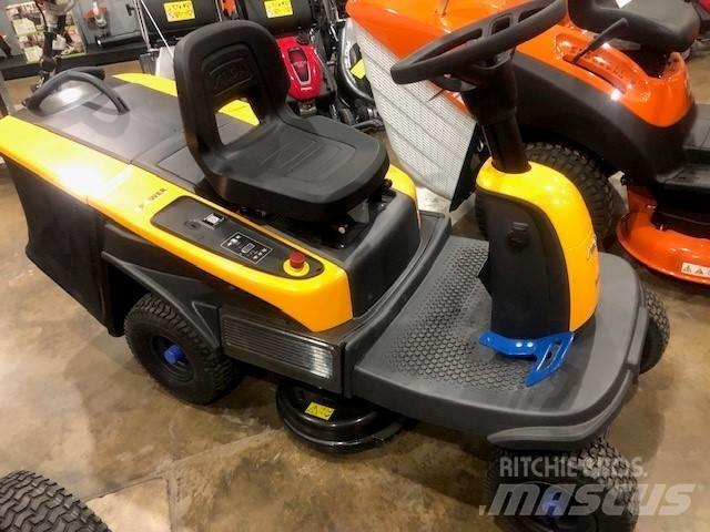Stiga 372E SWIFT 騎乘式割草機