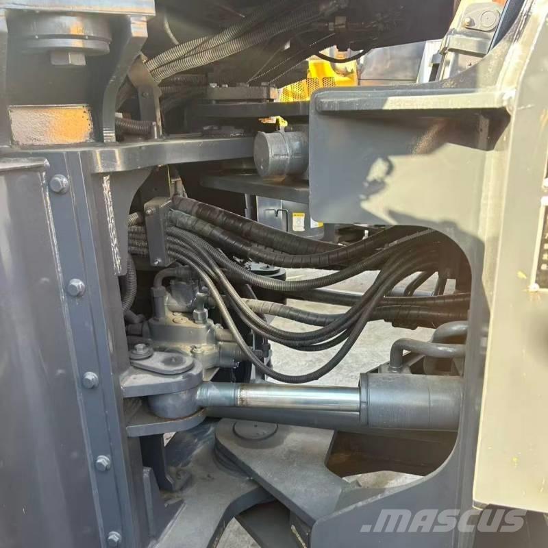 LiuGong CLG870H 輪胎式裝載機