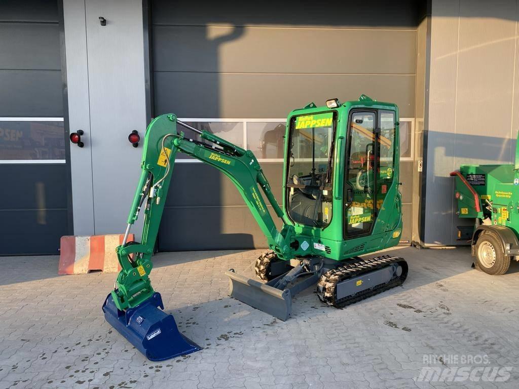 Takeuchi TB 216A V4 小型挖土機/掘鑿機<7t(小型挖掘機)