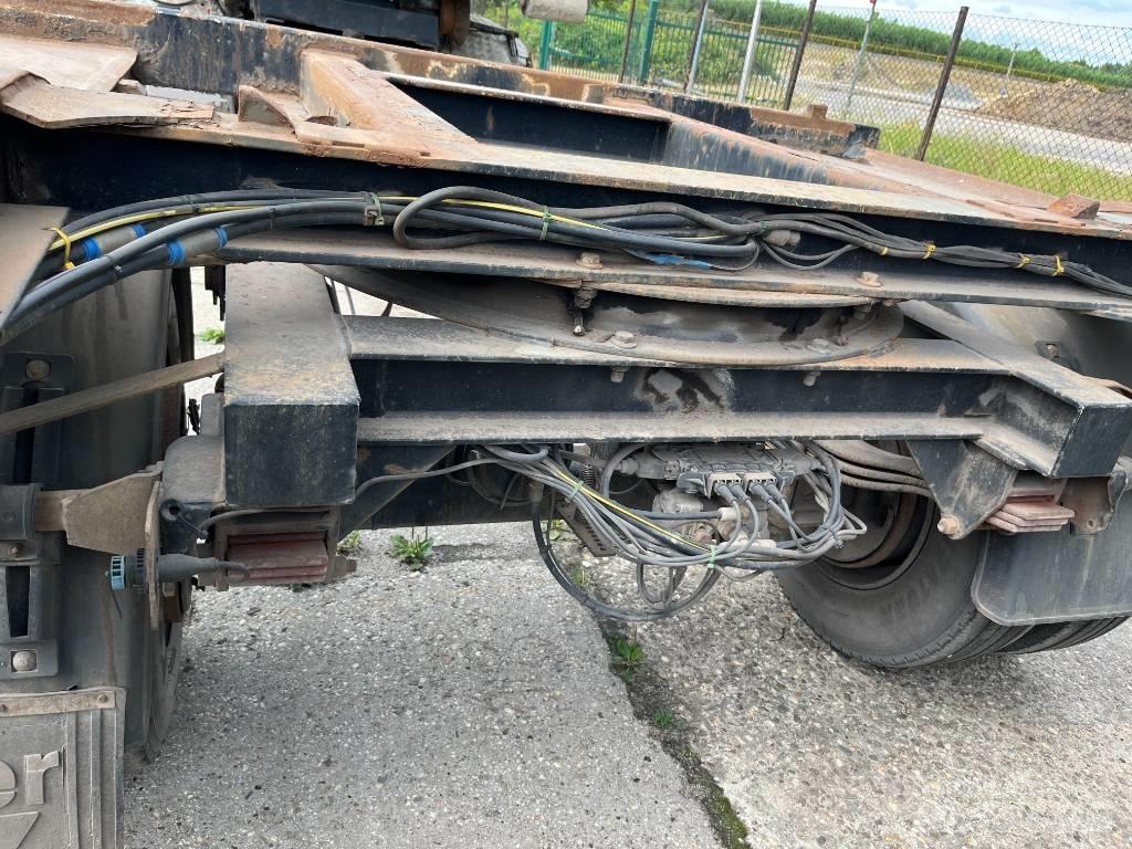 Hüffermann HAR 18.70 貨櫃框架拖車